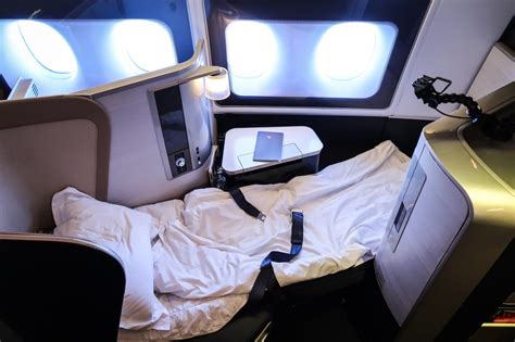 Review: British Airways First Class on the 777 LHR-AUH