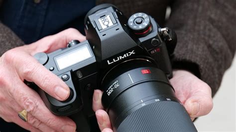 Panasonic Lumix S1R Review: One of the Best Mirrorless Cameras