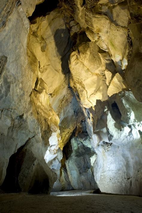 Cave Pathway Vinales Cuba Stock Photo Image Of Pathway Cave 8457562