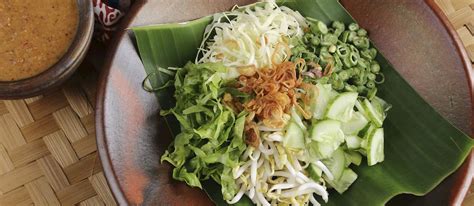 Karedok | Traditional Salad From West Java, Indonesia