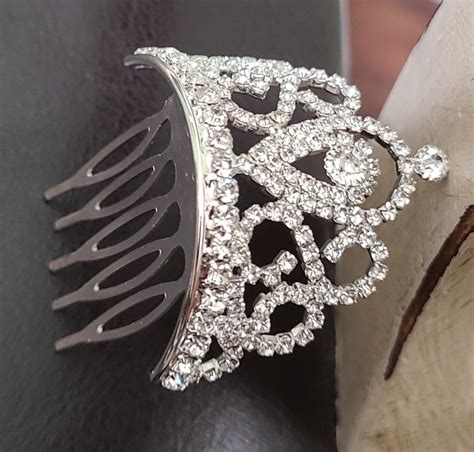 Christina Collection Tiara Comb Small