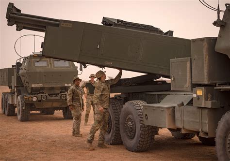 How U.S. HIMARS Compare to China's Missile Systems - Newsweek