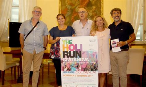 Civitanova Torna Domenica La Terza Edizione Di The Holi Run