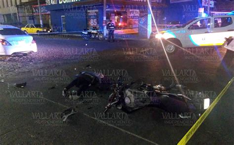 Muere Motociclista Al Chocar Contra Un Taxi Hay Una Mujer Lesionada