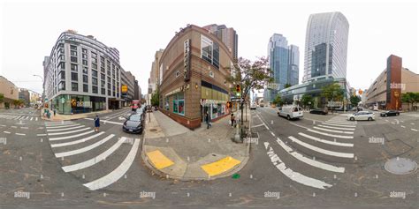 360° view of New York, NY, USA - October 27, 2023: Riverbank Starbucks and Volvo at NYC ...