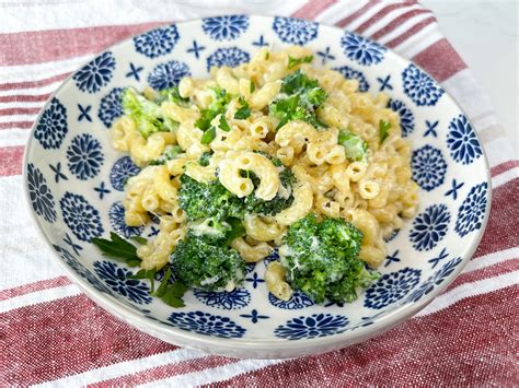 White Mac And Cheese With Broccoli Julia Pacheco