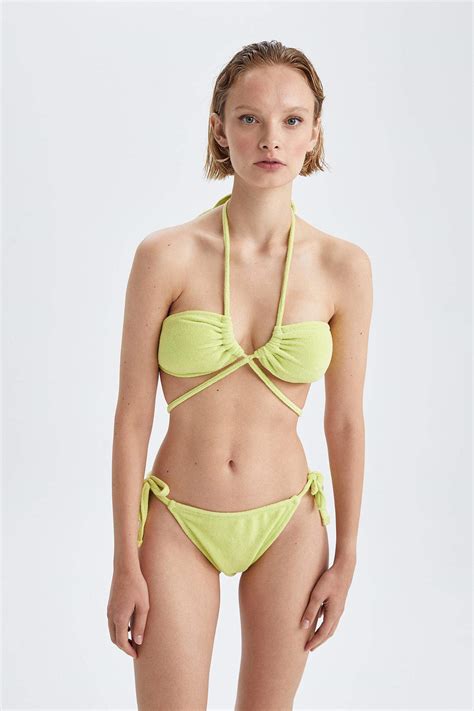 Ye Il Kad N Fall In Love Regular Fit Bikini Alt Defacto