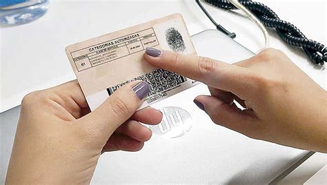 Conozca cómo renovar la licencia de conducción El Diario