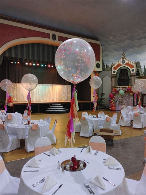 Large Designer Helium Balloons | Banzi Balloons & Event Services