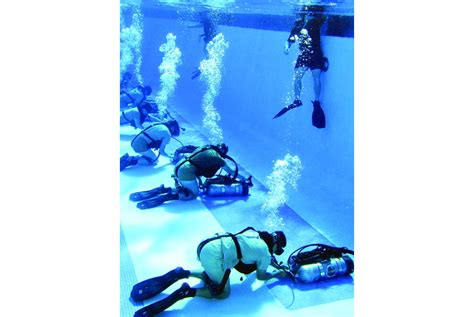 Combat Diver Qualification Course Challenges Special Forces Article