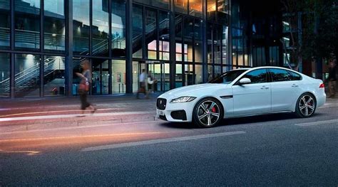 Saloon Cars - Model Range | Jaguar Lebanon