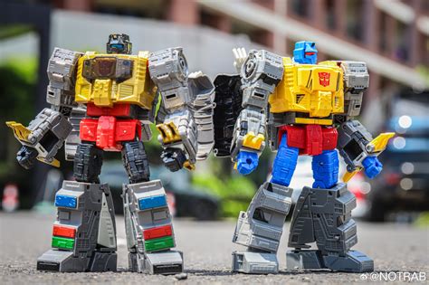 Generations Comic Leader Grimlock Additional In-Hand Images ...