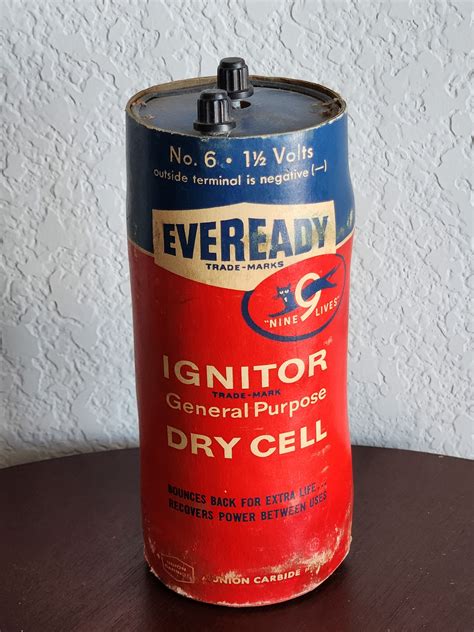 Vintage Eveready Ignitor General Purpose Dry Cell Battery No 6 1950s