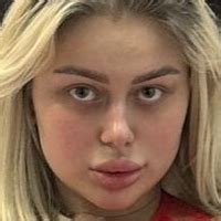 Sabrina Carpenter Nude Leaks Fapopedia