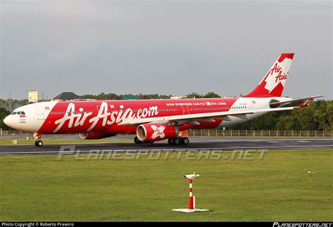 PK XRA Indonesia AirAsia X Airbus A330 343 Photo By Roberto Prawiro