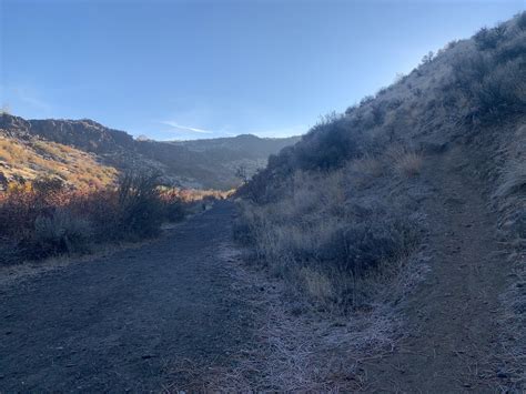 Three Hiking Sisters: Cowiche Canyon and Uplands Trails