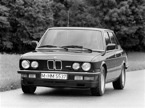 Bmw M5 E28 Classic Car Review Honest John