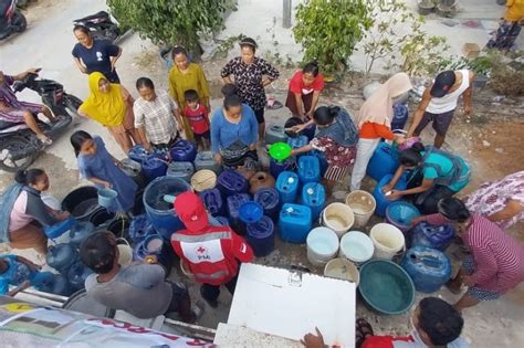 Pmi Grobogan Distribusikan Liter Air Ke Daerah Kekeringan