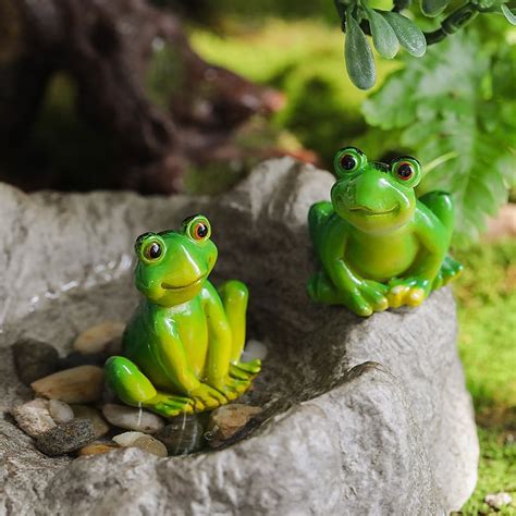 2Pcs Mini Frog Figurines Miniature Frog Ornaments Lifelike Frog Statues ...