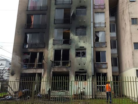 Dos Departamentos Resultaron Quemados En El Incendio De Un Edificio En Concepción Soychilecl