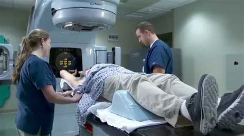 What To Expect When Receiving Radiation Therapy Treatment Youtube