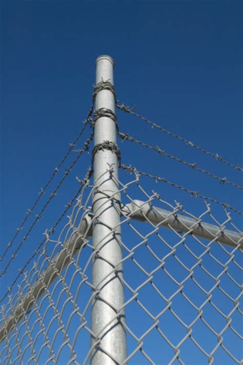 Chain Link Fence Barbed Wire