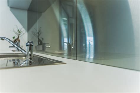 Glass Backsplash Panels - Quality Kitchen Cabinet Doors since 2005