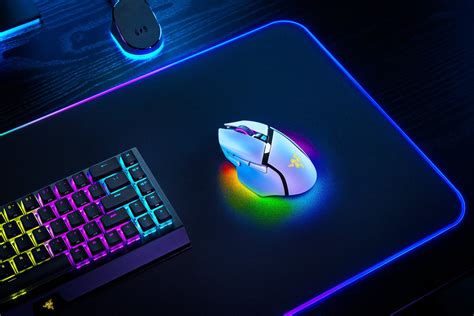 Chuột Razer Basilisk V3 Pro White Edition