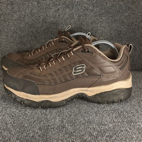 brown tennis shoes men