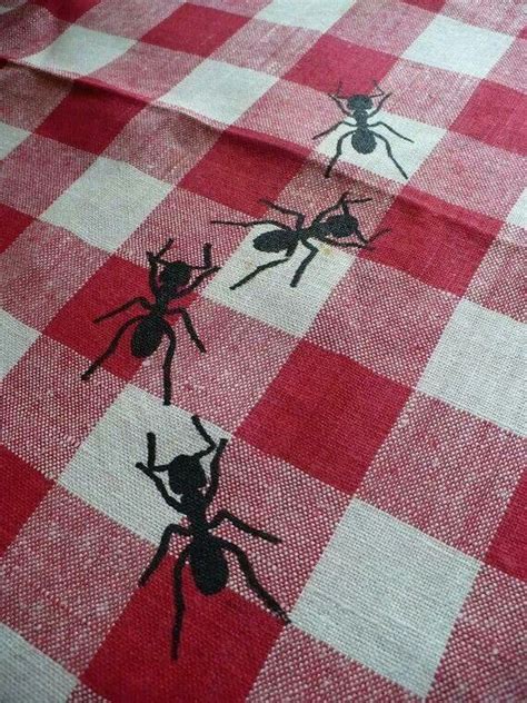 Tablecloth for the picnic table. Too cute! | Picnic theme, Picnic decorations, Picnic time