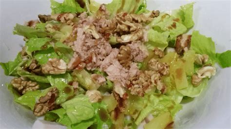 Ensalada De Atún Lechuga Y Nueces Una Receta Ligera Y Saludable Mui