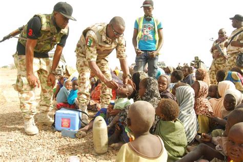 Soldiers Rescue 998 Persons From Boko Haram Captivity Photos