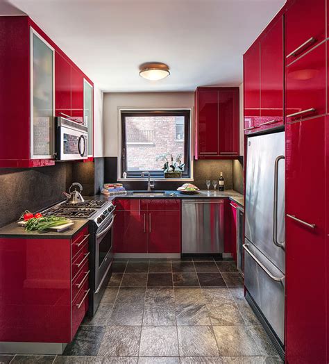 17 Passionate Red Kitchen Designs That You Must See