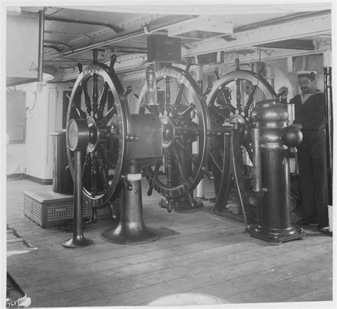 Nh 61060 Hms Fox British Cruiser 1893