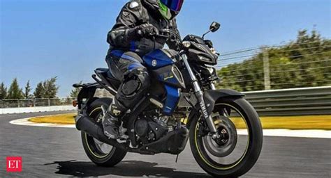 Autocar Show Yamaha Mt First Ride Review The Economic Times Video