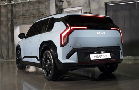 기아 전기차 Ev3는“501km 달리는 3000만원대 소형 전기 Suv” 매일경제