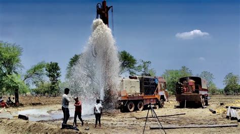 Without Water Checking 205 Feet Borewell 50hp Water Borewell Drilling