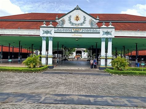 Tempat Wisata Dekat Malioboro Jogja Bisa Jalan Kaki