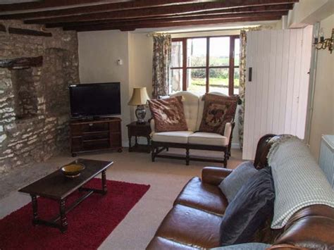 Beech Cottage In Brampton Abbotts Herefordshire Cottages And Lodges