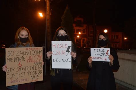 Proszowice Protest Po Decyzji Trybuna U Konstytucyjnego W Sprawie