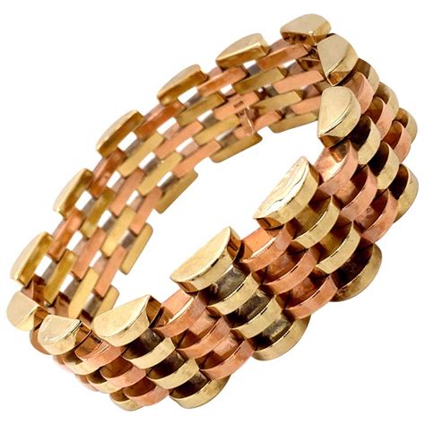 Vintage 1980s 14 Karat Yellow Gold Wide Mesh Bracelet For Sale At 1stdibs Gold Mesh Bracelet