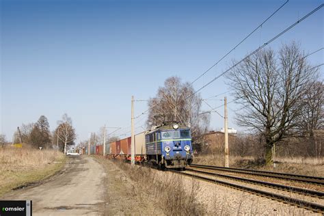 EU07 539 Der PKP Cargo Mit Einem Contanerzug In Tychy Tichau Am 17 03