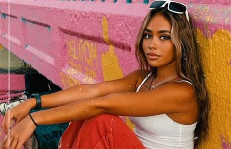 Ximena Saenz Age, Net Worth, Age, Height, Weight, Career, and more