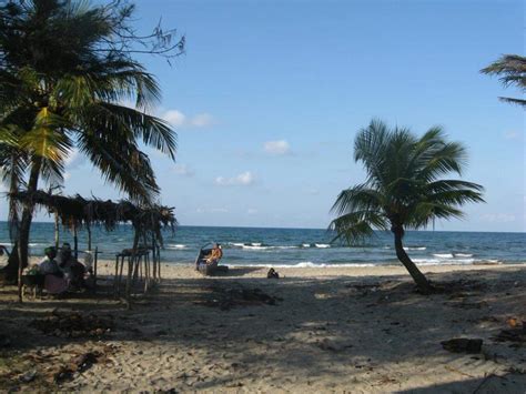 Triunfo De La Cruz Un Rincón De Honduras Lleno De Riqueza Natural