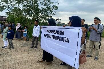 Warga Teluk Dalam Demo Tambang Ilegal Wartaikn