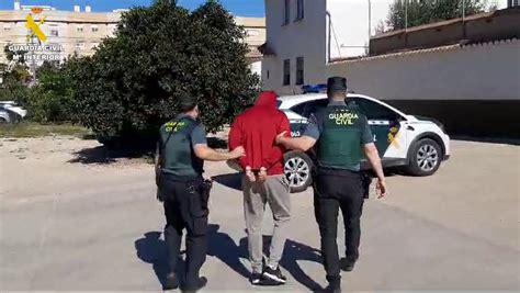 Detenido Un Hombre En Silla Con 115 Gramos De Cocaína En El Interior De