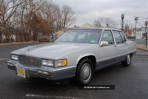 1990 Cadillac Fleetwood Base Sedan 4 Door 4 5l