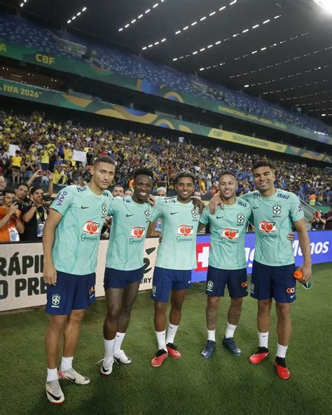 Seleção Brasileira Faz Primeiro Treino Com Bola Na Arena Pantanal Lf