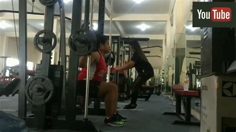 Latihan Kekuatan Otot Kaki Gym Youtube