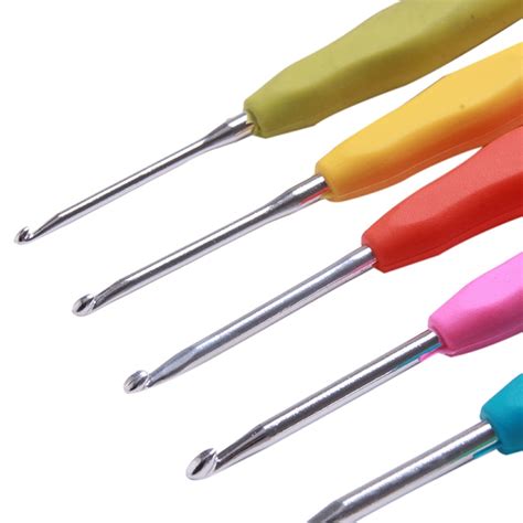 Aluminum Crochet Hooks Set Soft Silicone Handle Ergonomic Knitting